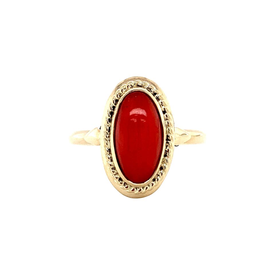 Vintage 14K Gold Ring with Red Coral