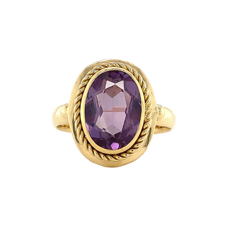 Vintage 14K Gold Ring with Sapphire