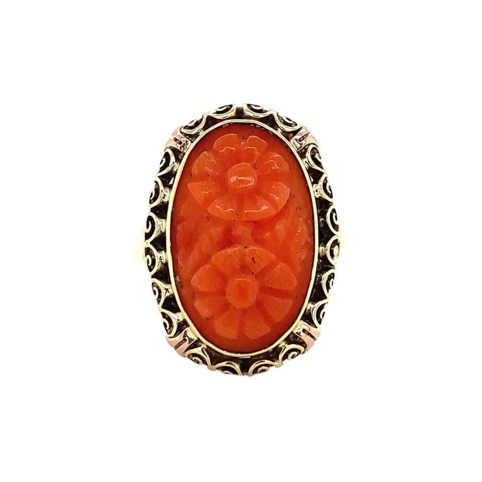 Vintage 14K Gold Ring with Red Coral
