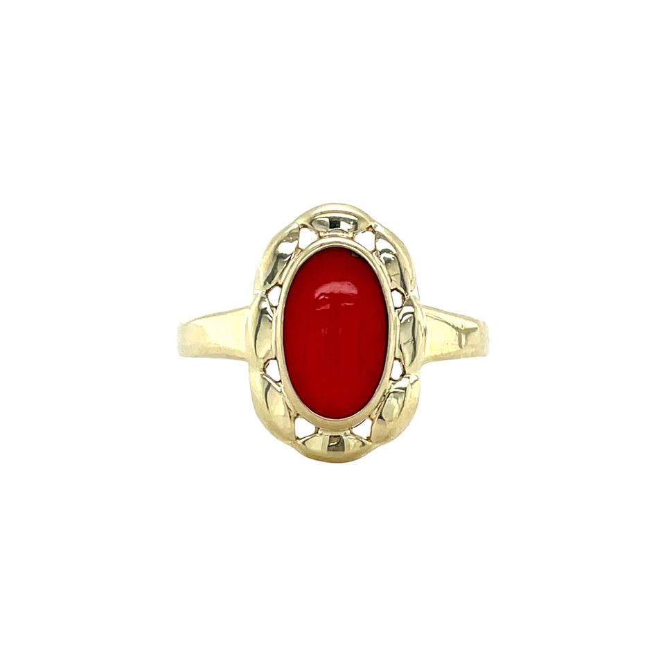 Vintage 14K Gold Ring with Red Coral
