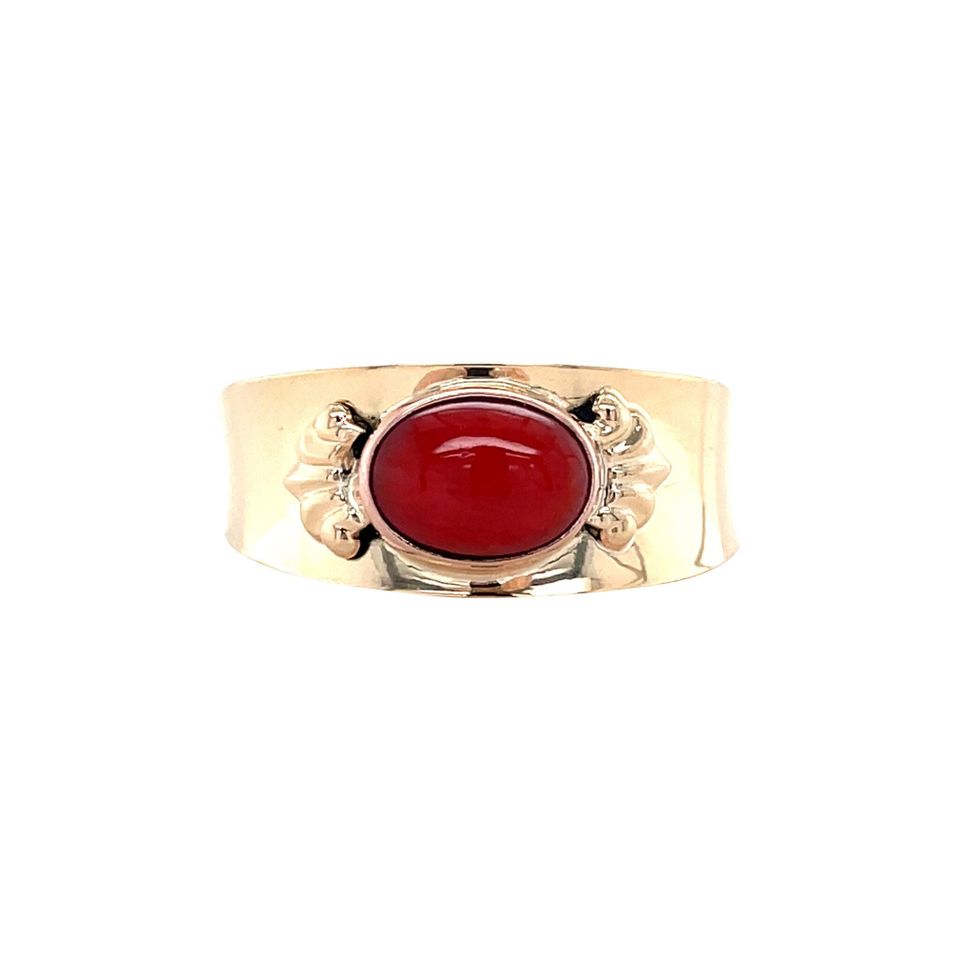 Vintage 14K Gold Ring with Red Coral