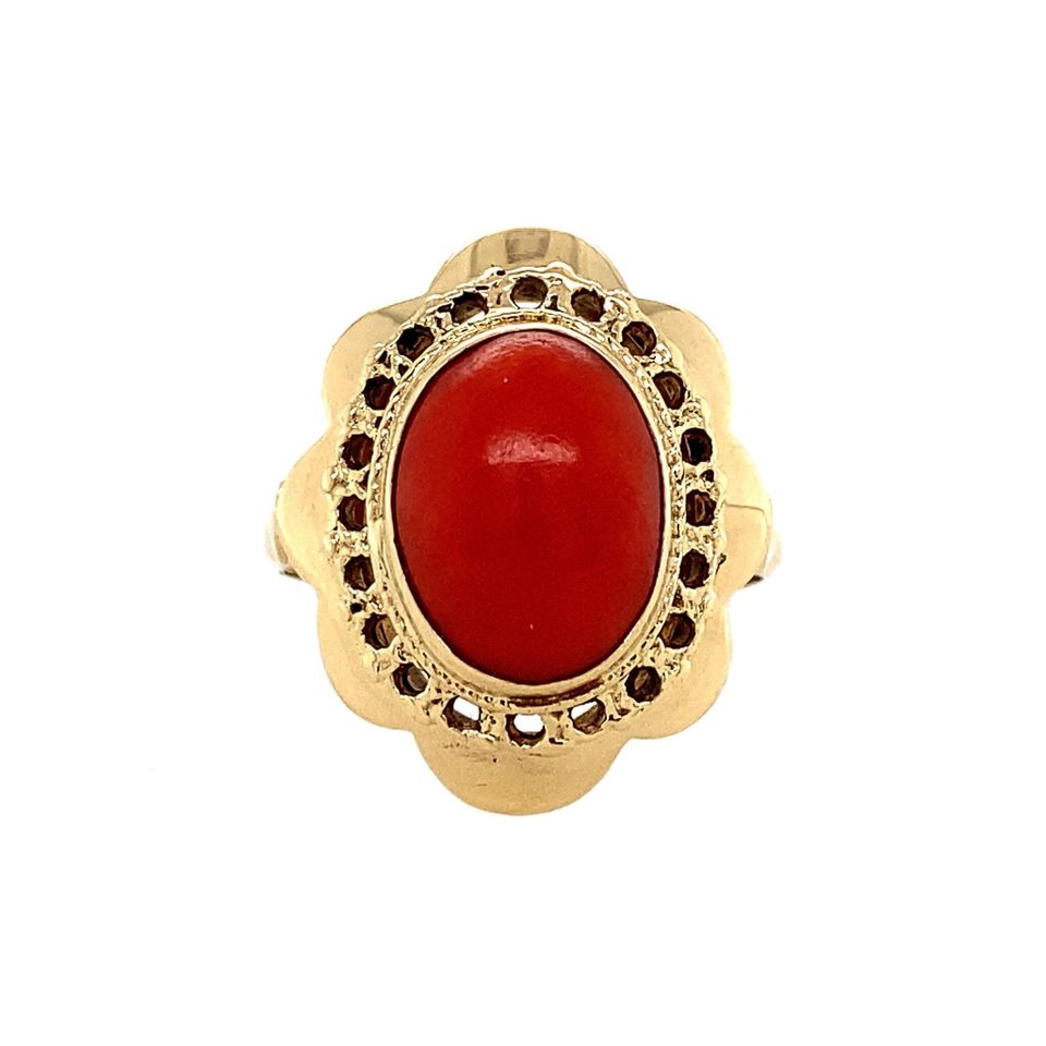 Vintage 14K Gold Ring with Red Coral