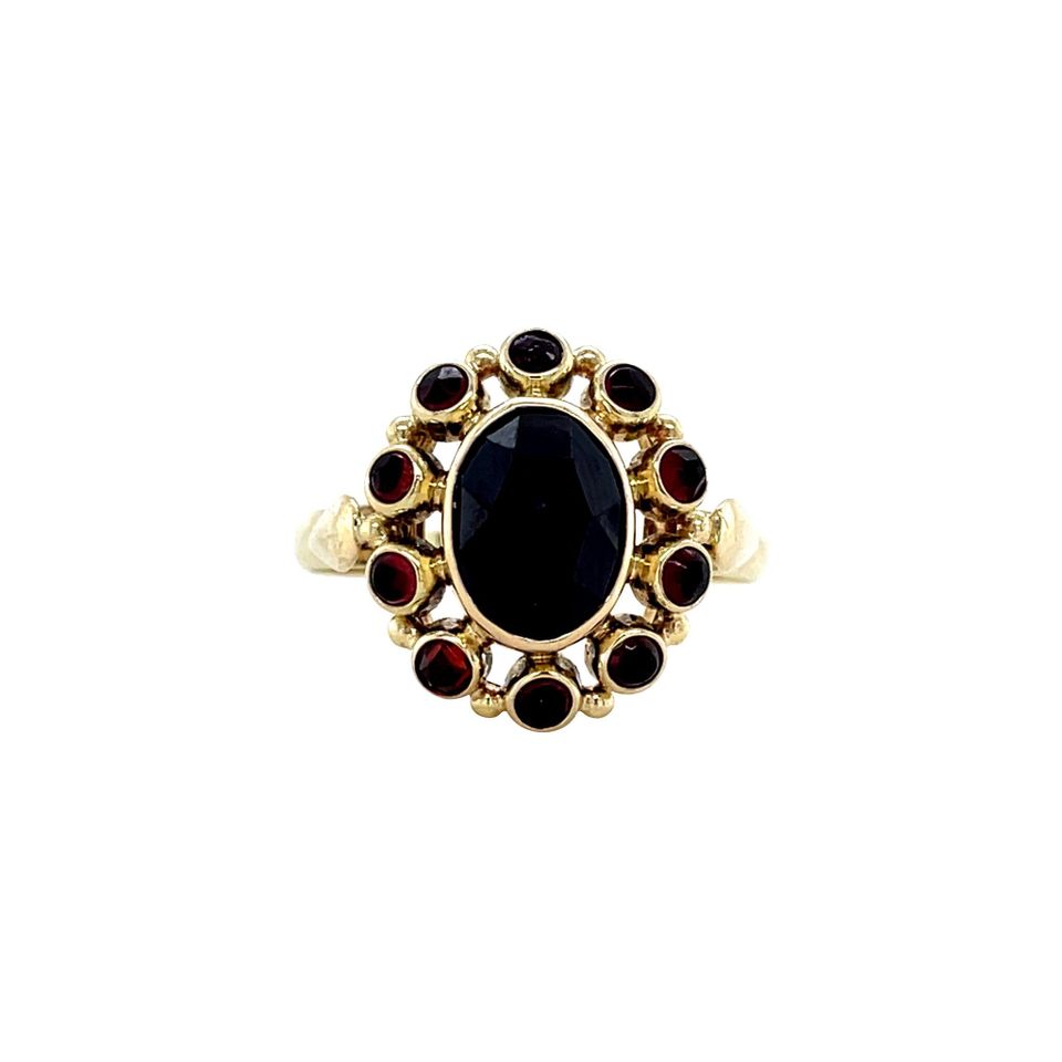 Vintage 14K Gold Cluster Ring with Garnet