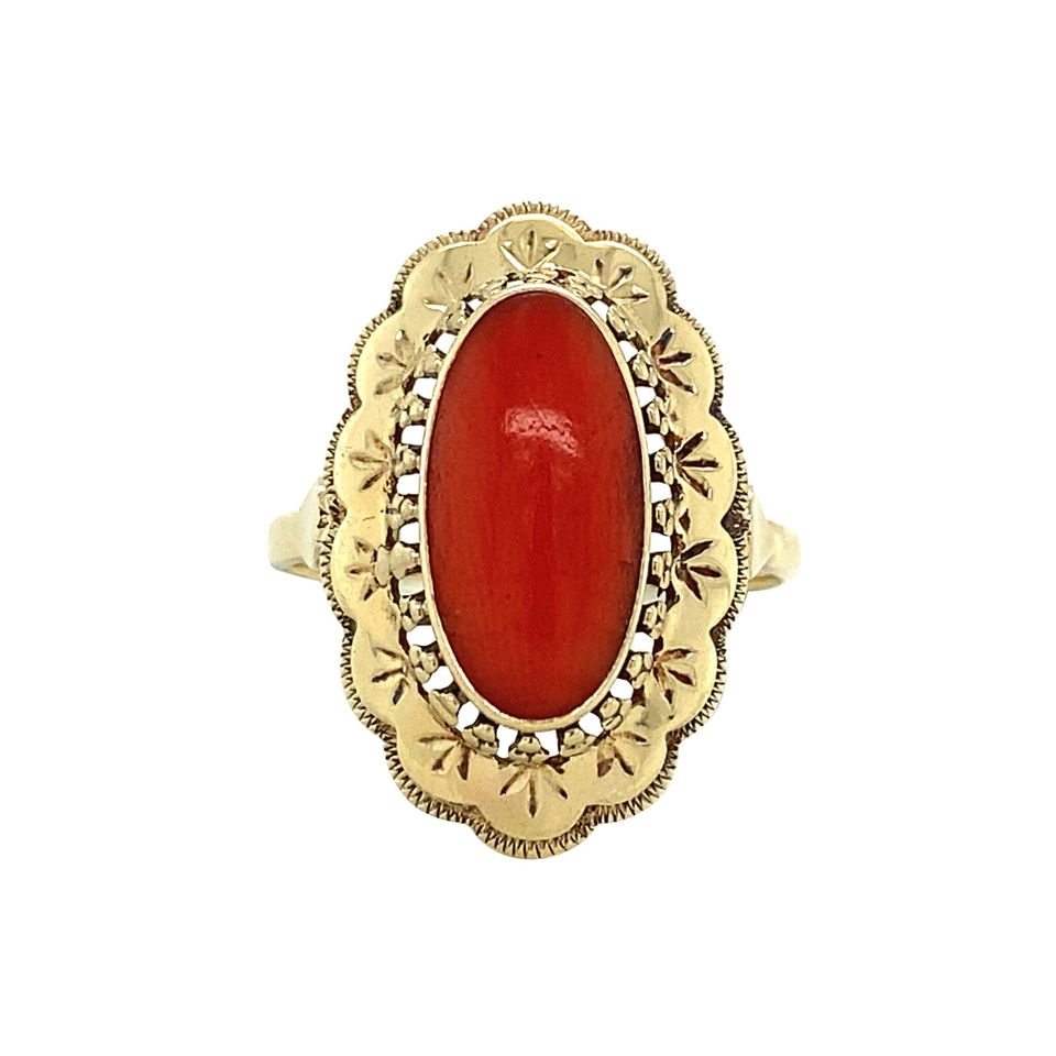 Vintage 14K Gold Ring with Red Coral