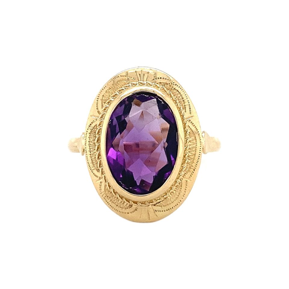 Vintage 14K Gold Ring with Amethyst