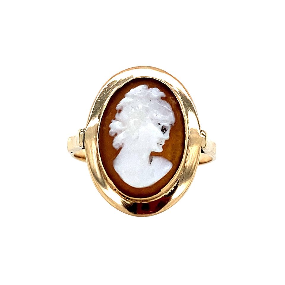 Vintage 14K Gold Ring with Cameo