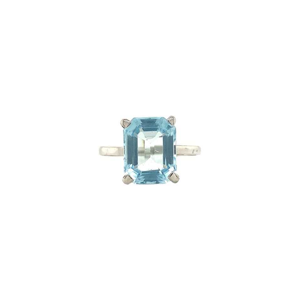 Vintage 18K White Gold Ring with Aquamarine