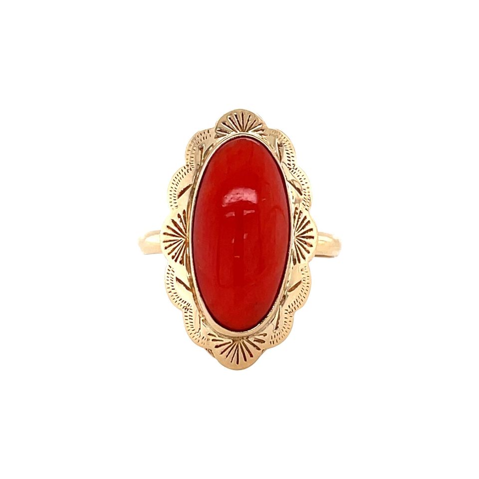 Vintage 14K Gold Ring with Red Coral