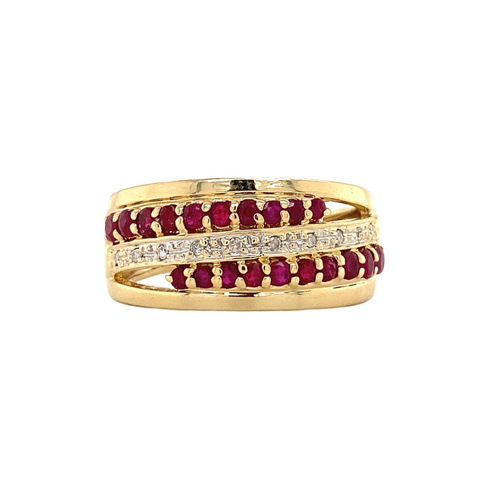 Vintage 14K Gold Ring with Diamond and Ruby