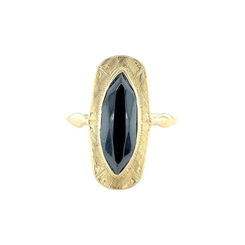 Vintage 14K Gold Ring with Hematite