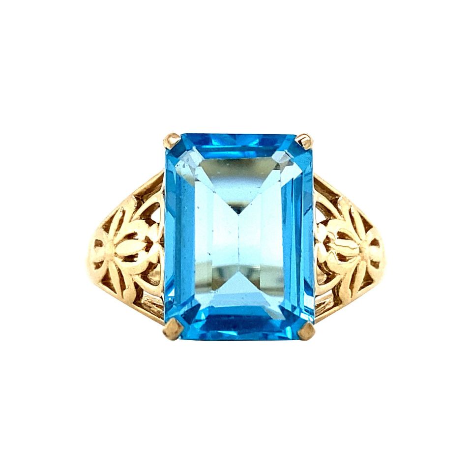 Vintage 9K Gold Ring with Topaz