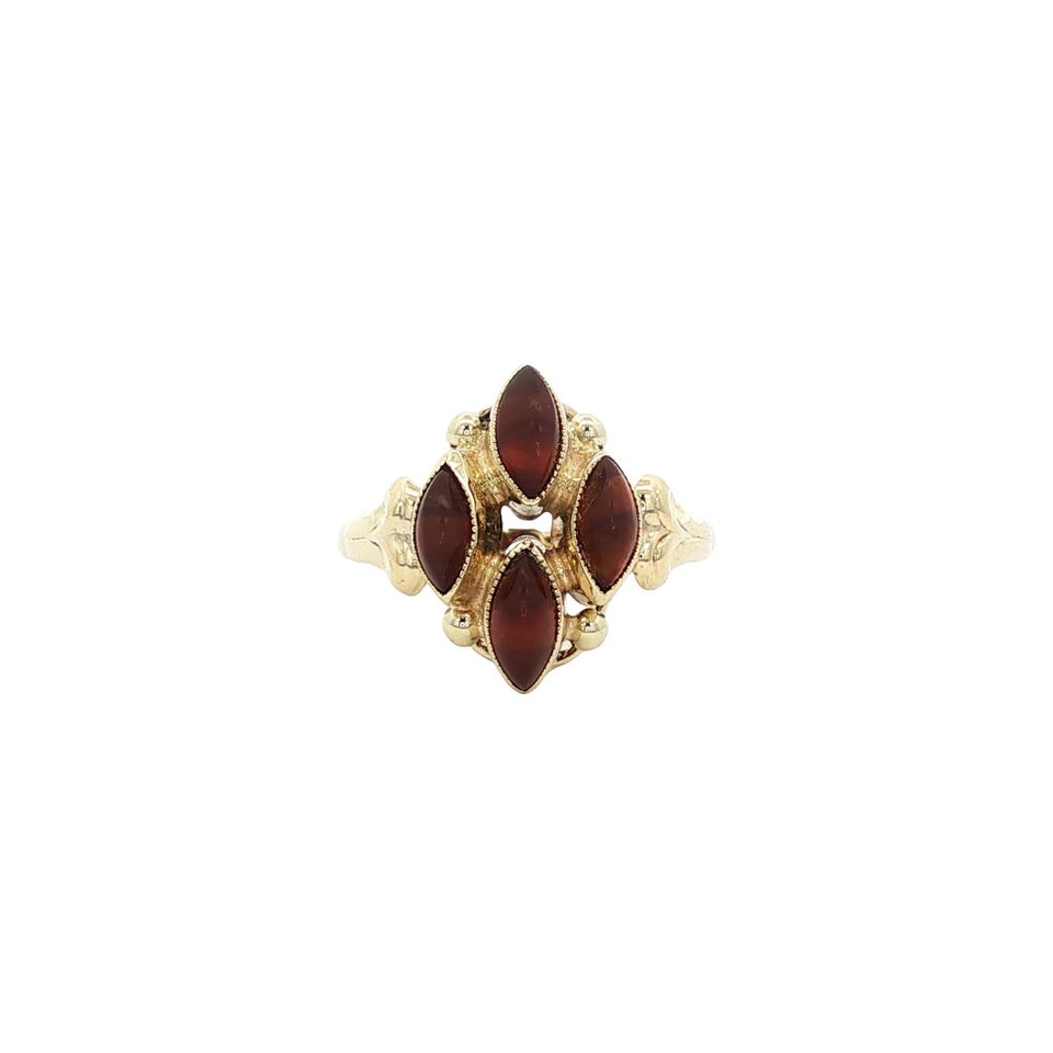 Vintage 14K Gold Ring with Banded Agate