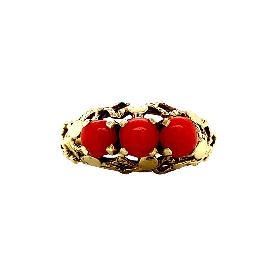 Vintage 14K Gold Ring with Red Coral