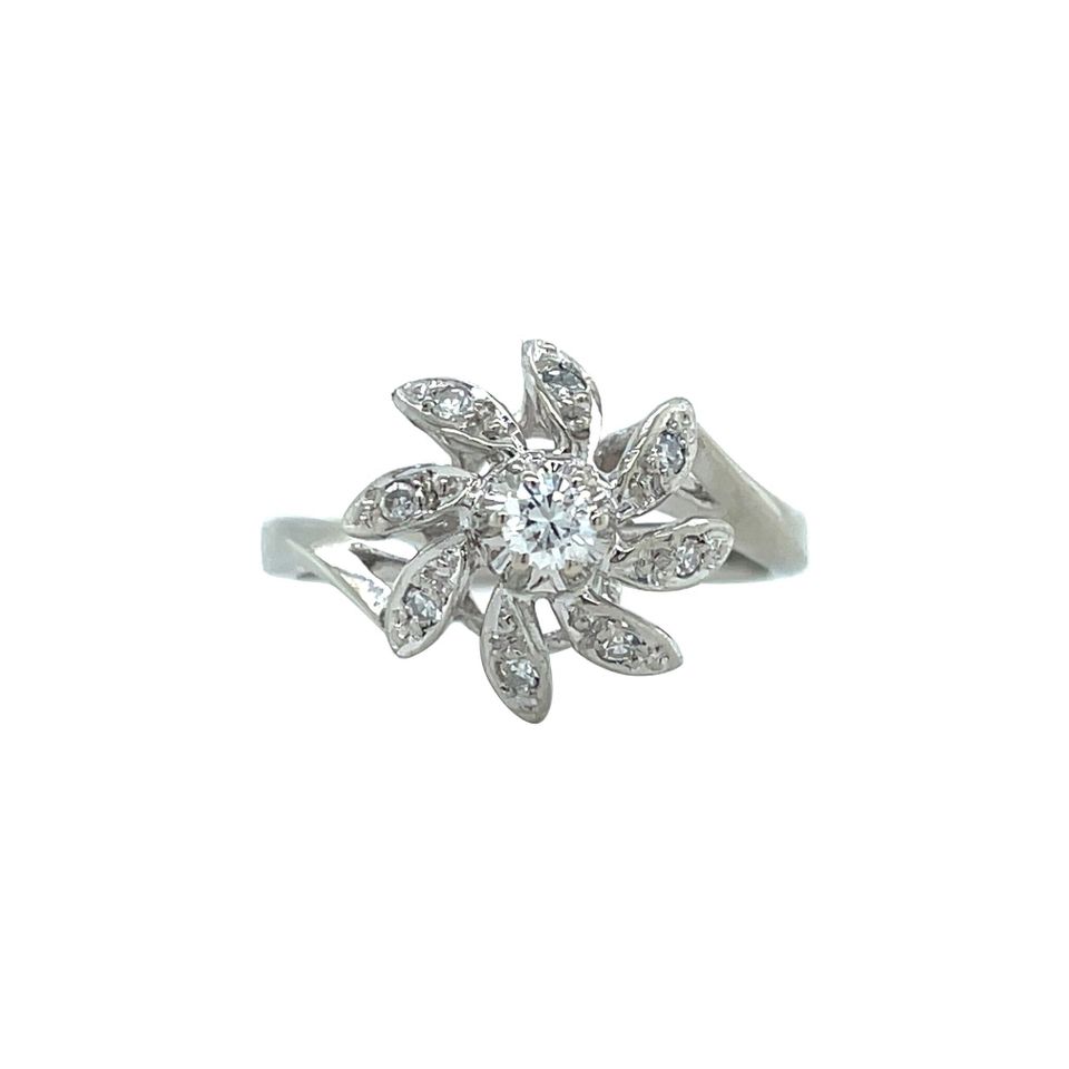Vintage 14K White Gold Cluster Ring with Diamond
