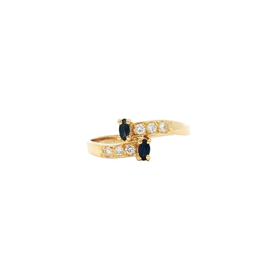 Vintage 18K Gold Ring with Sapphire and Diamond