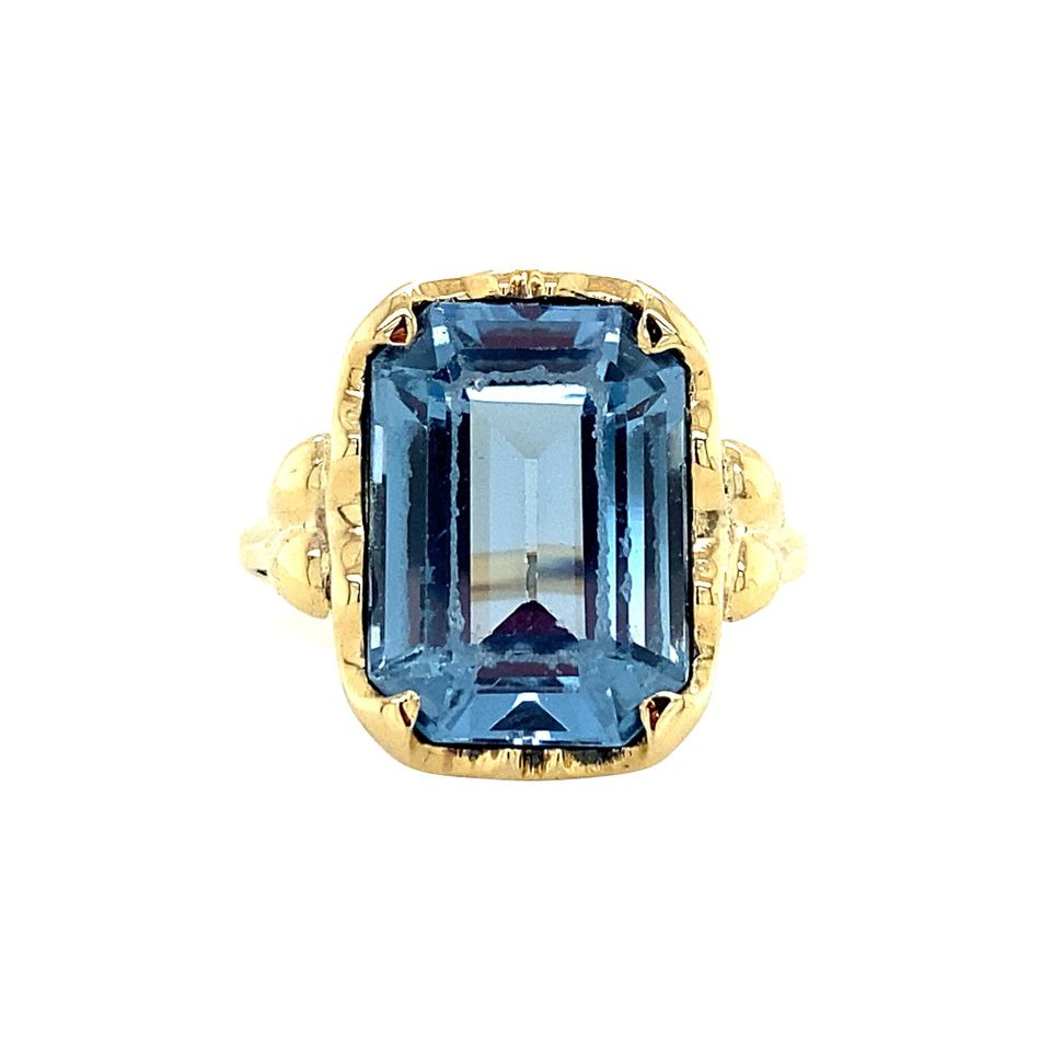 Vintage 14K Gold Ring with Spinel