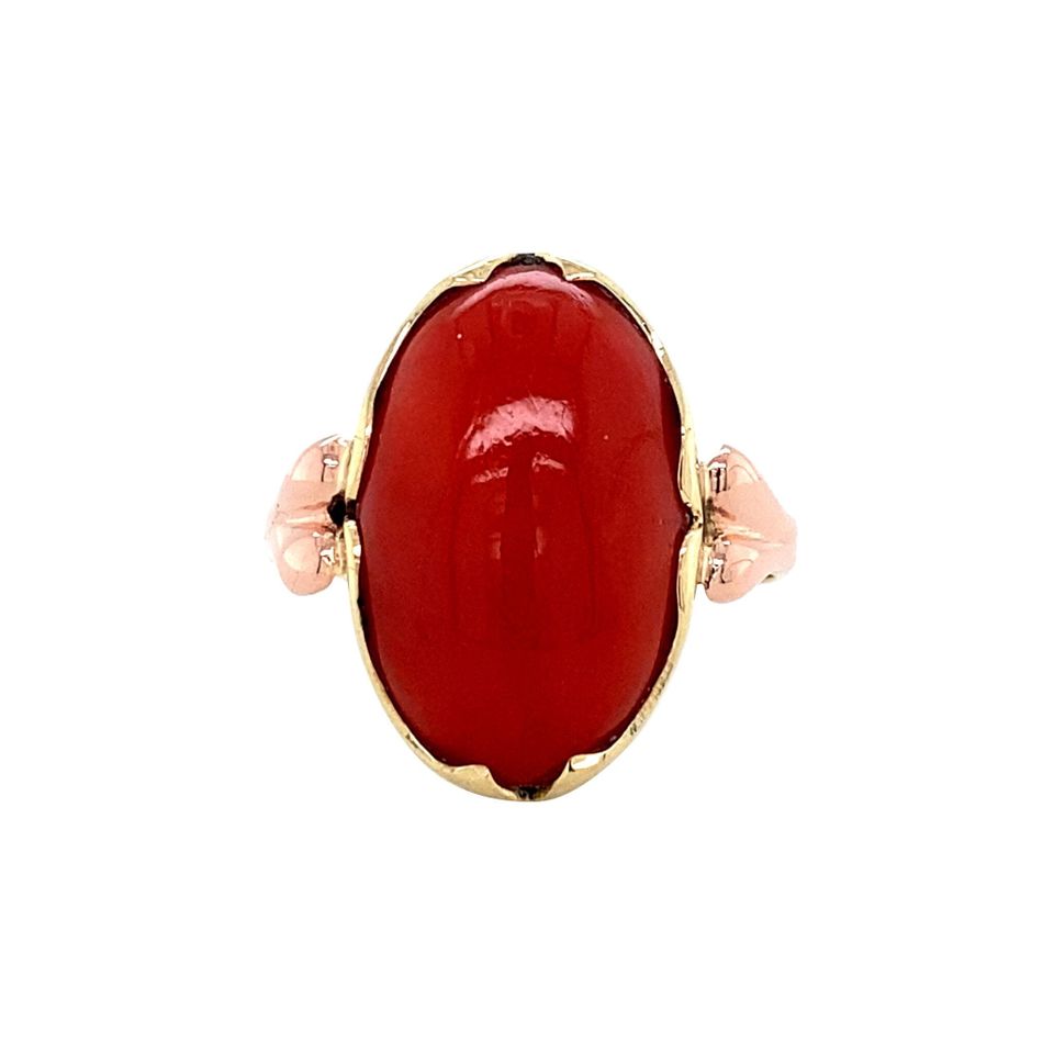 Vintage 14K Gold Ring with Red Coral