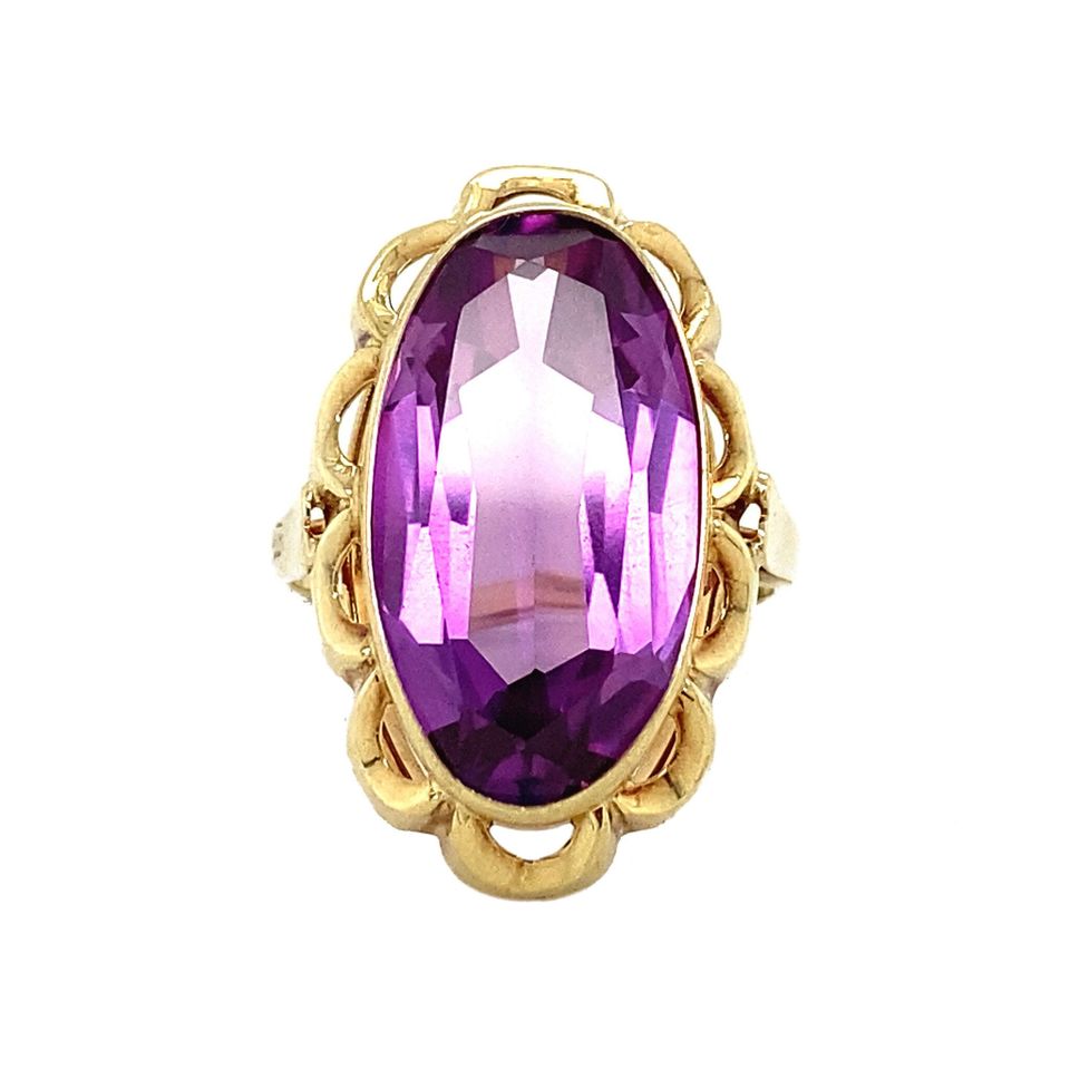 Vintage 14K Gold Ring with Paarse Sapphire
