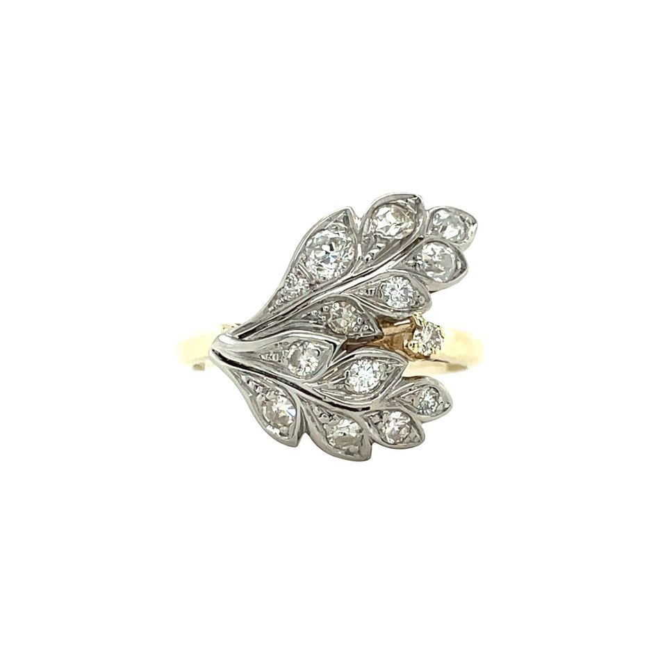 Vintage 14K Gold Ring with Diamond