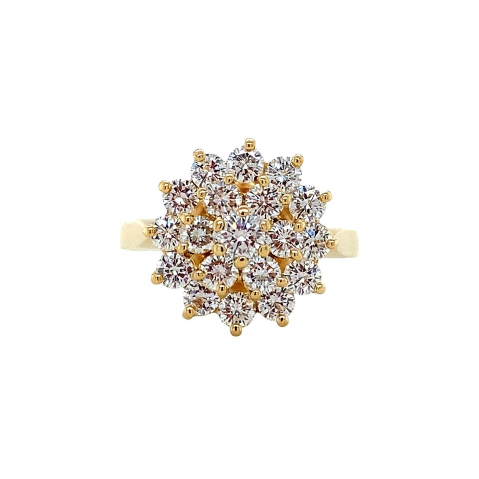 Vintage 18K Gold Ring with Diamond