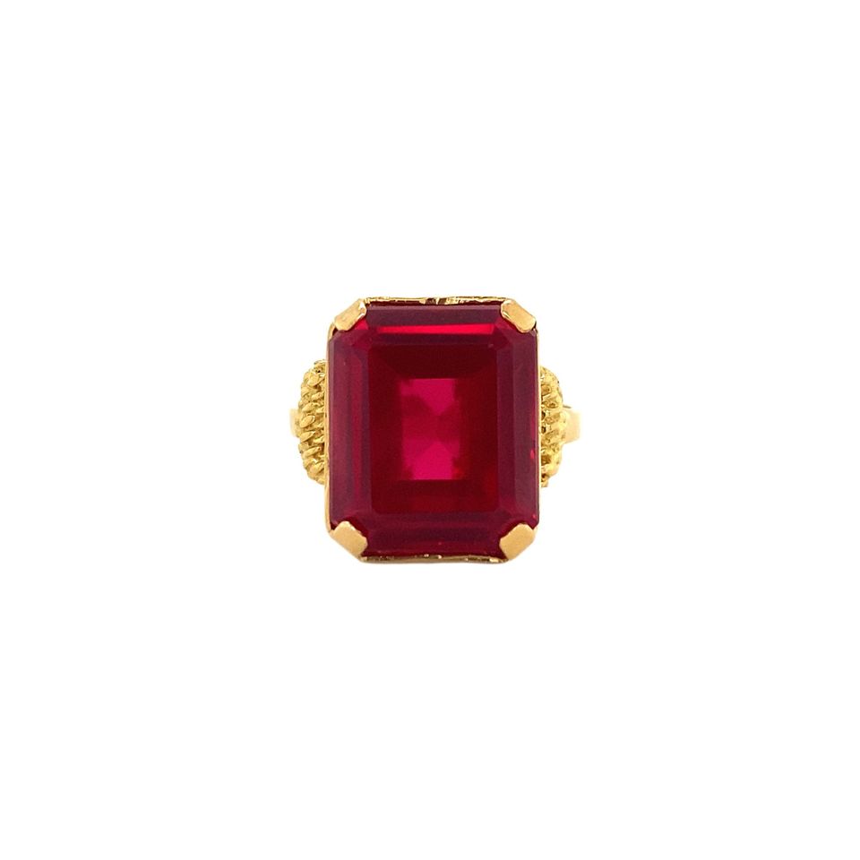 Vintage 14K Gold Ring with Synthetic Ruby