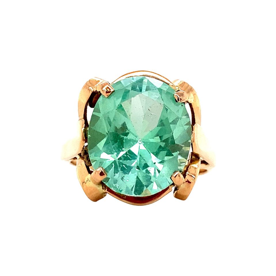 Vintage 18K Gold Ring with Spinel