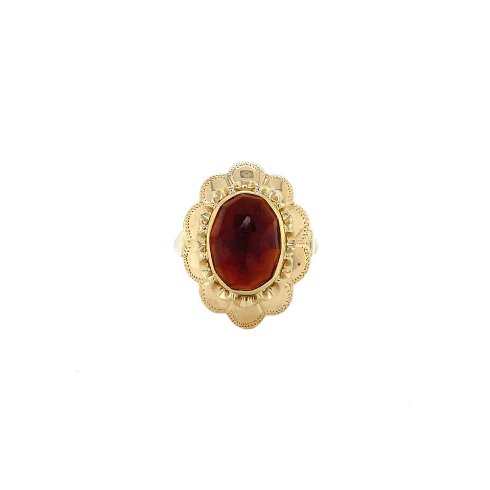 Vintage 14K Gold Ring with Garnet