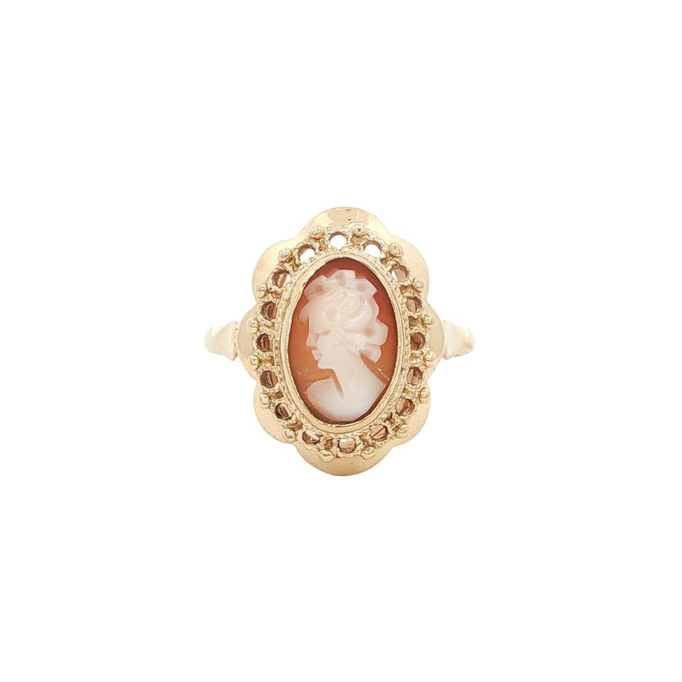 Vintage 14K Gold Ring with Cameo