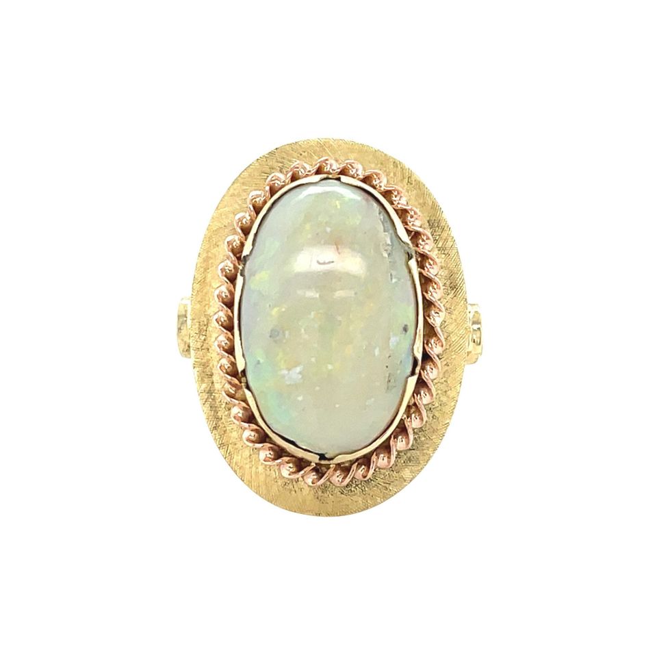 Vintage 14K Gold Ring with Opal
