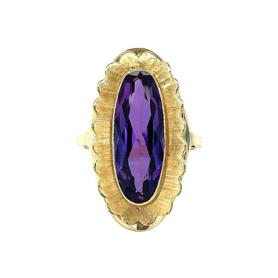 Vintage 14K Gold Ring with Sapphire