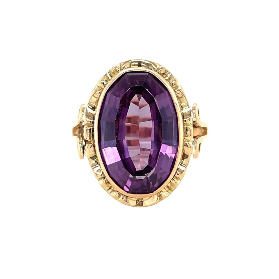 Vintage 14K Gold Ring with Sapphire