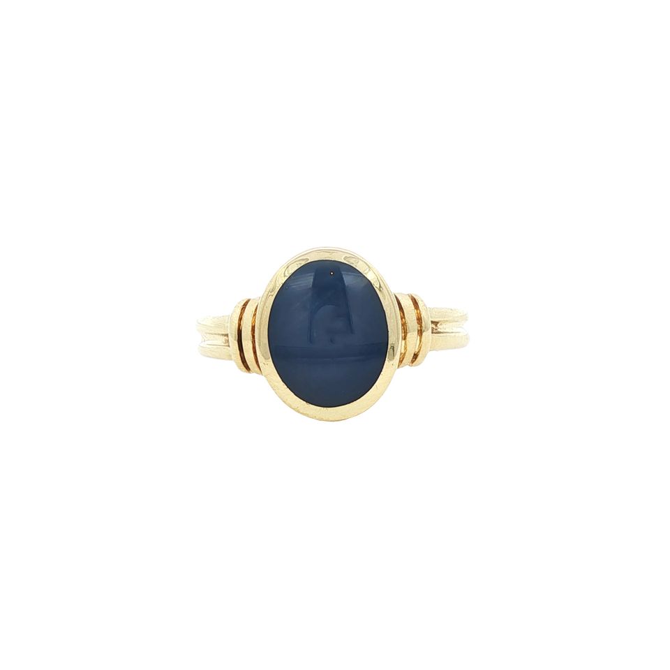 Vintage 14K Gold Ring with Star Sapphire
