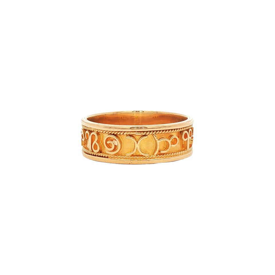 Vintage 18K Gold Zodiac Ring