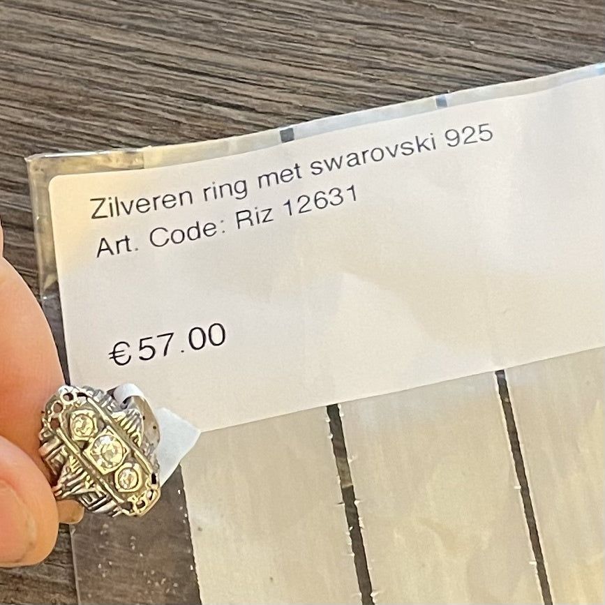 Vintage Sterling Silver Ring with Swarovski
