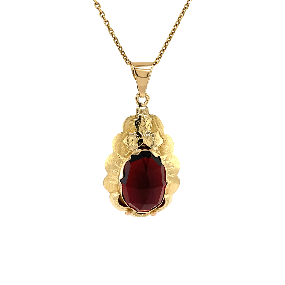 Vintage 14K Gold Pendant with Garnet