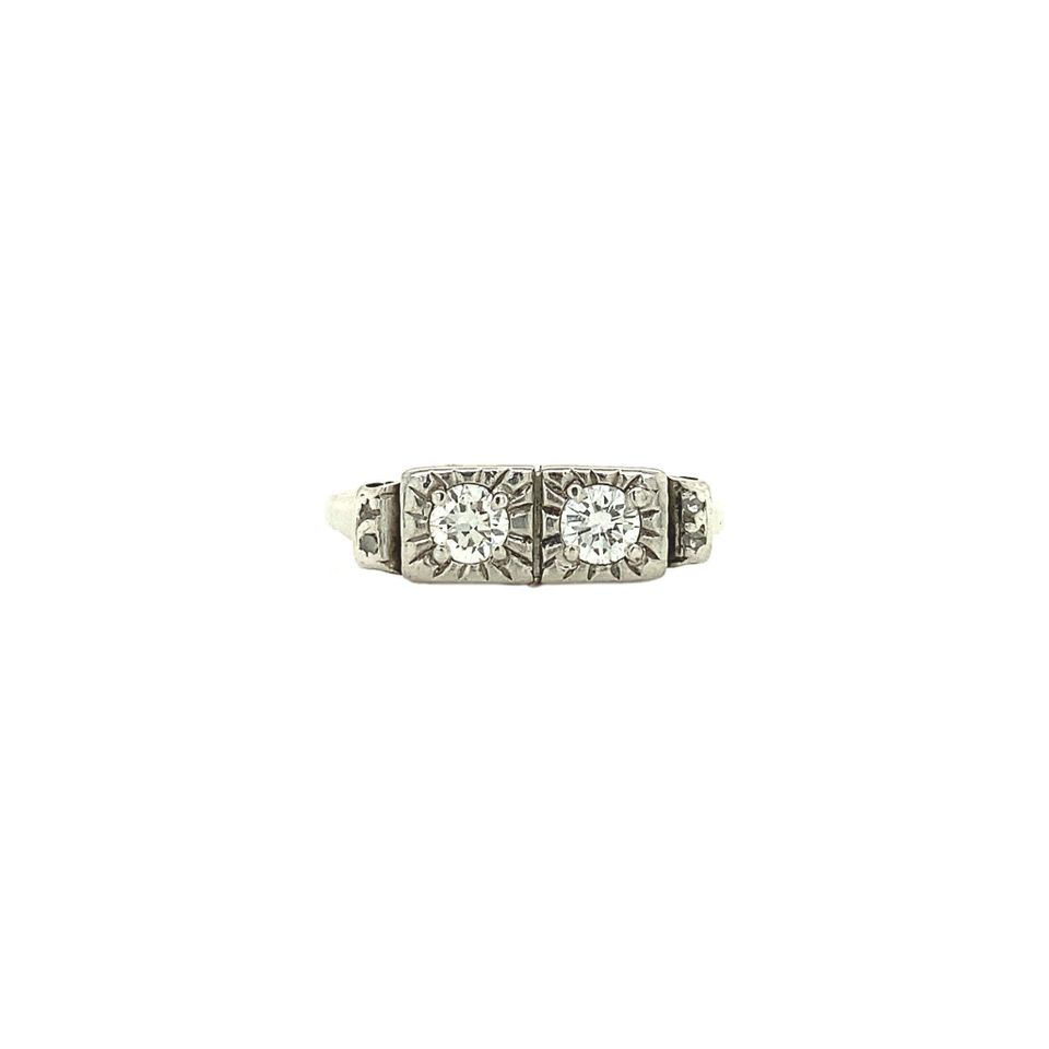 Vintage 14K White Gold Ring with Diamond