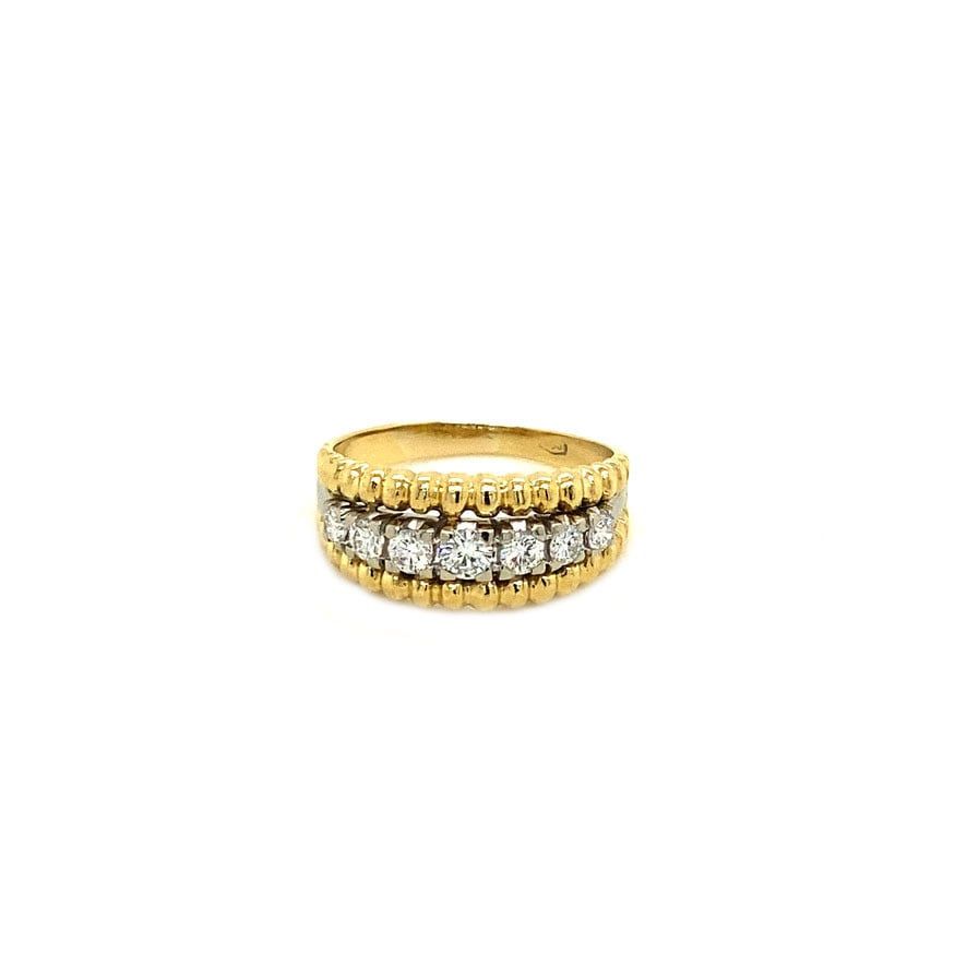 Vintage 18K Gold Ring with Diamond
