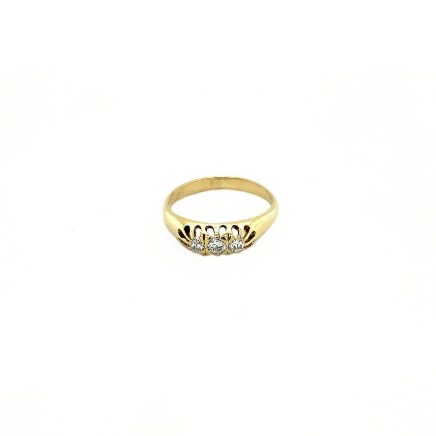 Vintage 14K Gold Ring with Diamond
