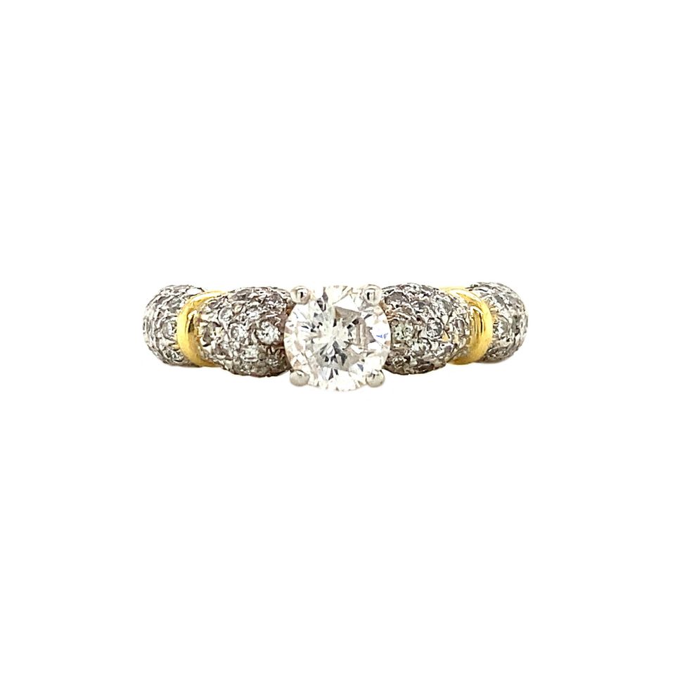 Vintage 18K Gold Ring with Diamond